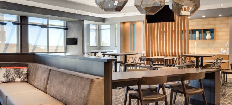 埃姆斯SpringHill Suites酒店(SpringHill Suites Ames)图片