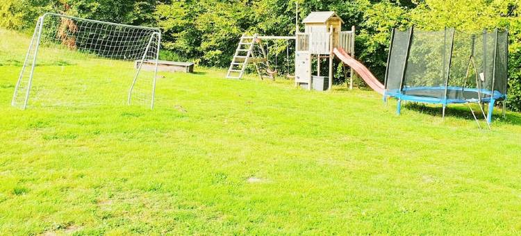 renovated farmhouse for groups and families in nature, dogs welcome, playground图片