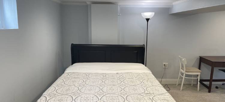 温馨四卧整栋房屋，停车便捷(Delightful 4-Bed Whole House with Easy Parking)图片