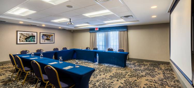 普利茅斯会议欢朋旅馆(Hampton Inn Philadelphia/Plymouth Meeting)图片