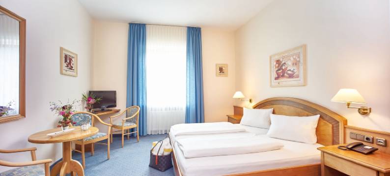 鲁维格德巴耶可罗斯特酒店(Hotel Klosterhotel Ludwig der Bayer)图片