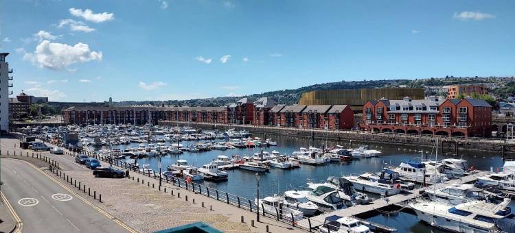 默里迪安湾公寓(Meridian Bay Apartment)图片