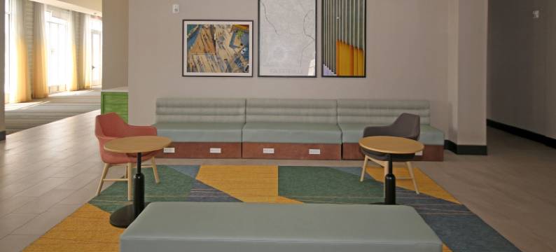 洲际酒店集团费耶特维尔西-布拉格堡地区假日酒店及套房(Holiday Inn & Suites FAYETTEVILLE W-FORT BRAGG AREA by IHG)图片