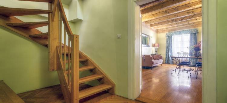 黑星套房(Black Star Suites)图片