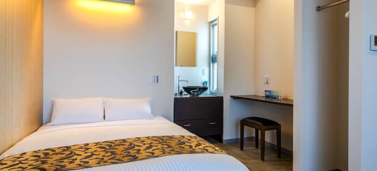 牧志站前-Mr.KINJO Miki24(Mr.KINJO Miki24 in Front of Makishi Station)图片