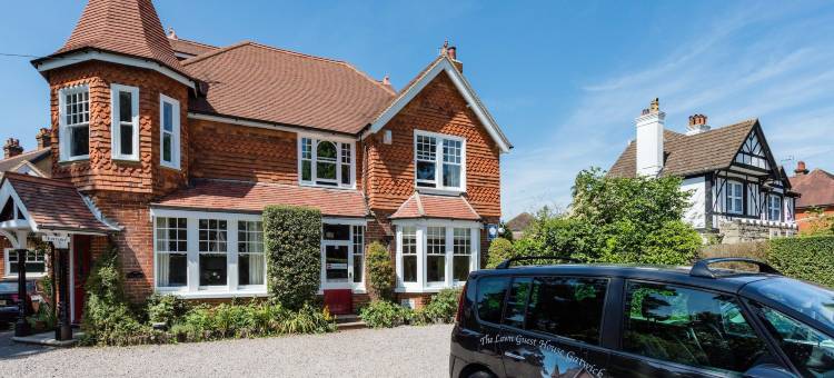 草坪贵宾大酒店(The Lawn Guest House Gatwick)图片