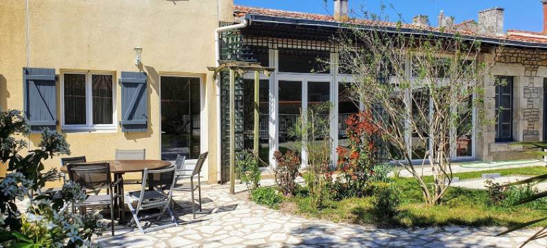 玫瑰别墅酒店(La Villa des Roses Gîte Chambres d'hôtes Piscine chauffée)图片