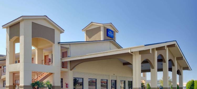 特勒尔温德姆呗盟酒店(Baymont by Wyndham Terrell)图片