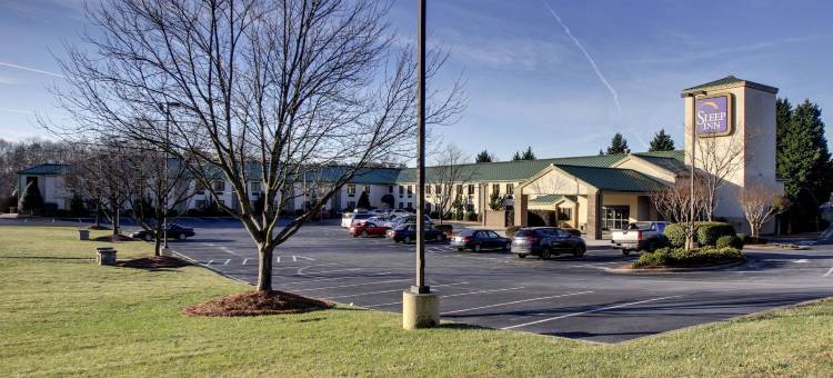 克恩尼斯威尔 I-40 舒眠酒店(Sleep Inn Kernersville I-40)图片