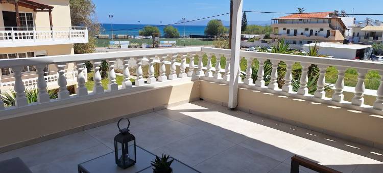 佩尔拉海滩(Perla Beach)图片