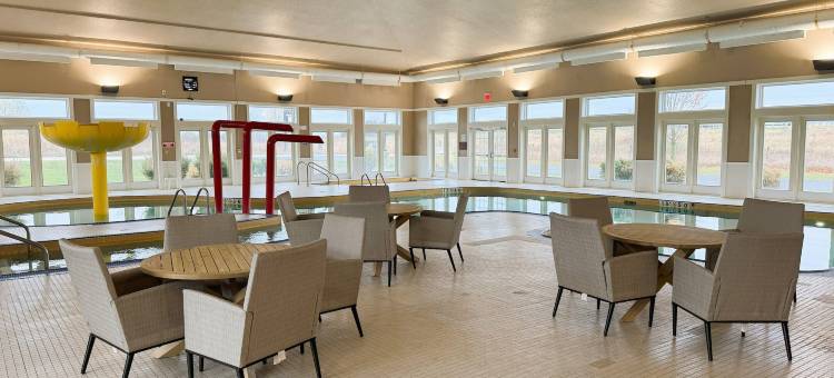 舒适套房酒店 Sheboygan I-43(Comfort Inn & Suites Sheboygan I-43)图片