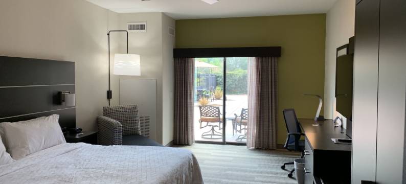 Holiday Inn Express & Suites EL DORADO山(Holiday Inn Express & Suites EL DORADO HILLS by IHG)图片