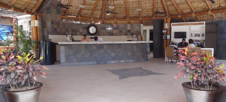 洛斯卡沃斯皇家公园家庭旅馆(Park Royal Homestay Los Cabos)图片