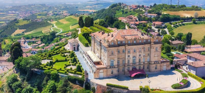 格雷内酒店(Castello di Guarene)图片