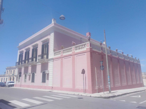 老斯皮诺拉宫酒店