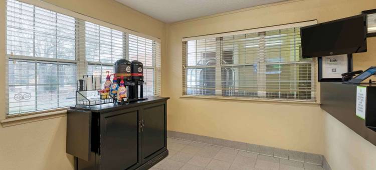 纽波特纽斯奥斯特尔角美国长住精选套房酒店(Extended Stay America Select Suites - Newport News - Oyster Point)图片