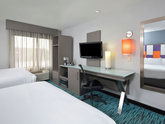 蒂尔曼汽车旅馆