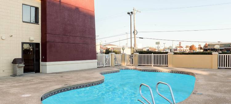 塔尔萨市中心舒适酒店(Comfort Inn Midtown)图片