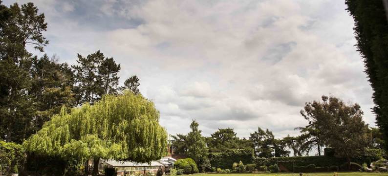 霍格斯石头庄园酒店(Hogarths Stone Manor Hotel)图片