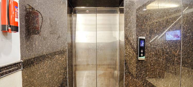 Fabhotel Ts Inn = Fabhotel Ts 旅馆(FabHotel TS Inn)图片