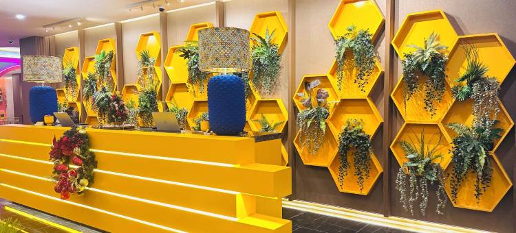 黄蜂度假村奇利利坦(Yellow Bee Resort Cililitan)图片