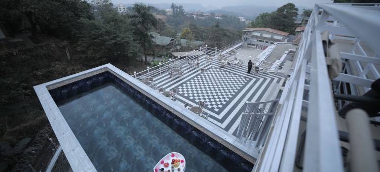 360 South, 坎达拉(360 South, Khandala)图片