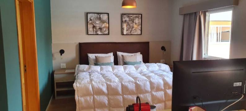 卡尔顿广场猴面包树(Carlton Plaza Baobá)图片