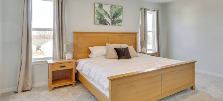 距威斯康星大学13英里：郊区之家(13 Mi to University of Wisconsin: Suburban Home)图片