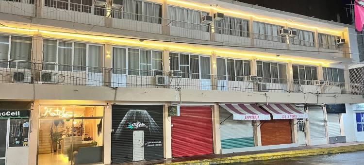 拉斯布里萨斯酒店(Hotel Las Brisas)图片