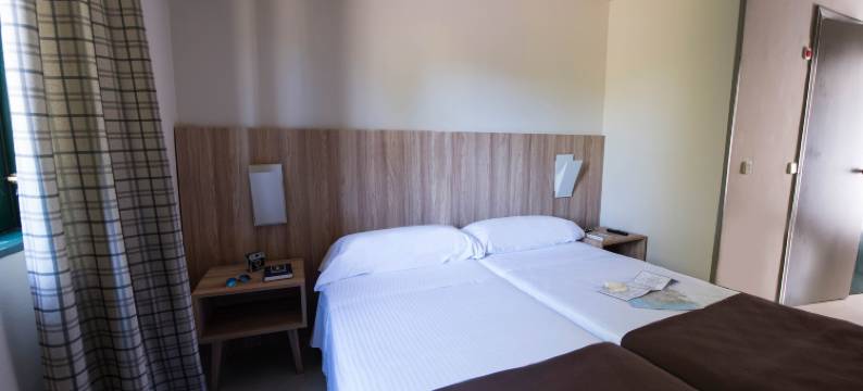 戈佐山青年旅舍(Albergue Monte Do Gozo)图片