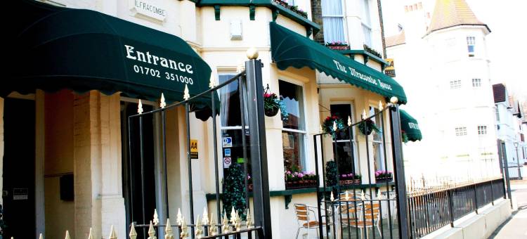 伊尔弗勒科姆之家酒店 - 近崖亭(Ilfracombe House Hotel - Near Cliffs Pavilion)图片