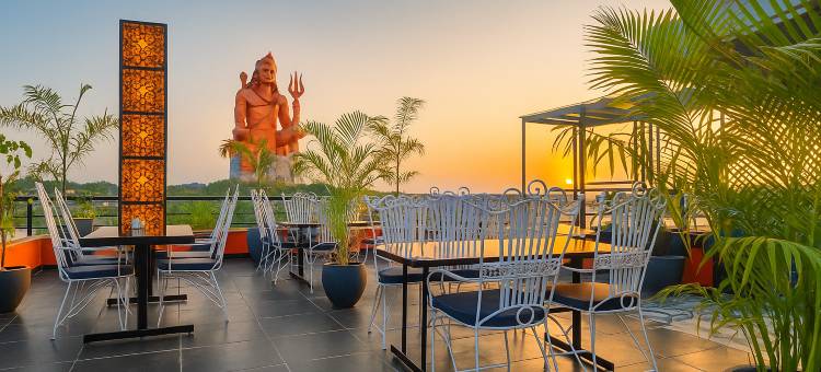 Sky Imperial 的 Aarambh(Aarambh By The Sky Imperial)图片