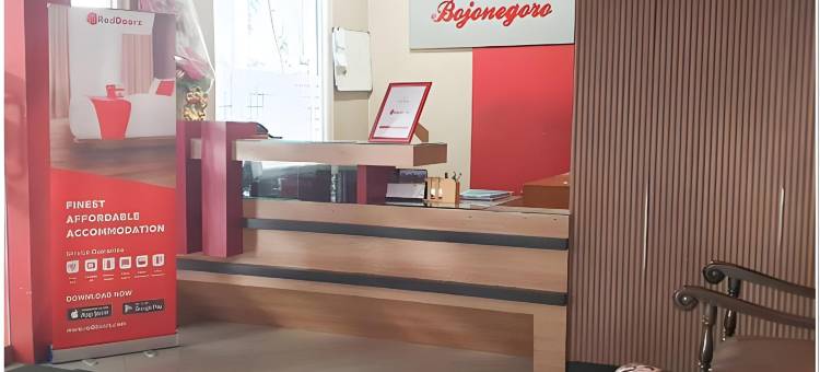 博约内戈罗火车站附近的红门(RedDoorz Near Bojonegoro Train Station)图片