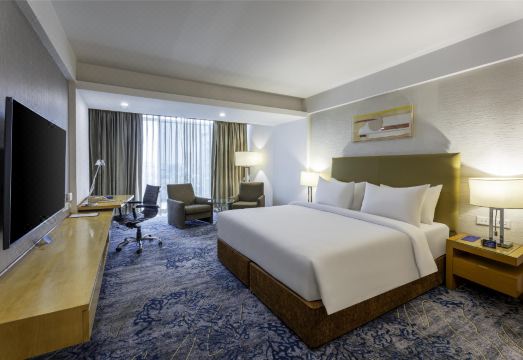 Radisson Blu Hotel Pune Kharadi Hotel Overview