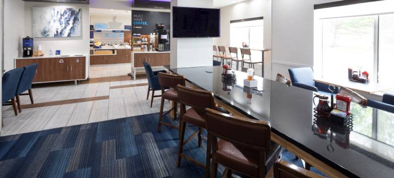 智选假日套房酒店-芝加哥西/圣查尔斯(Holiday Inn Express & Suites CHICAGO WEST - ST CHARLES by IHG)图片