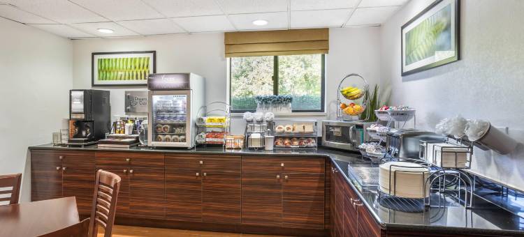 舒眠酒店-近宾夕法尼亚州立大学(Sleep Inn Near Penn State - State College, PA)图片