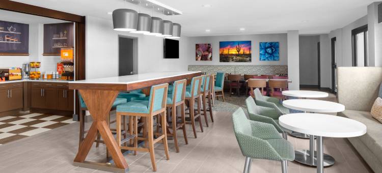 希尔顿欢朋酒店-凤凰城比尔特莫尔(Hampton Inn Phoenix-Biltmore)图片