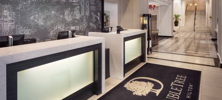 底特律市中心希尔顿逸林套房酒店-福特谢尔比(DoubleTree Suites by Hilton Hotel Detroit Downtown - Fort Shelby)图片