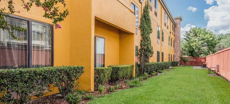 达拉斯中心公园舒适酒店(Comfort Inn Dallas Park Central)图片