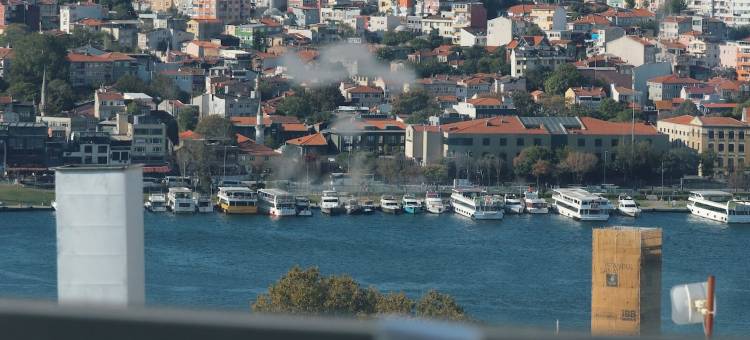 佩拉阿达汉德卡蒙多-傲途格精选(Adahan DeCamondo Pera, Autograph Collection)图片