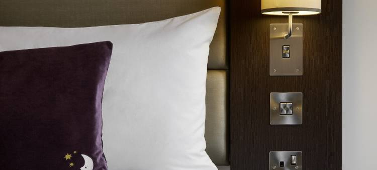 普瑞米尔贝德福德镇中心河畔酒店(Premier Inn Bedford Town Centre)图片