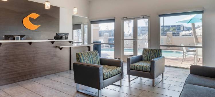 圣迭戈米拉玛舒适酒店(Comfort Inn San Diego Miramar)图片