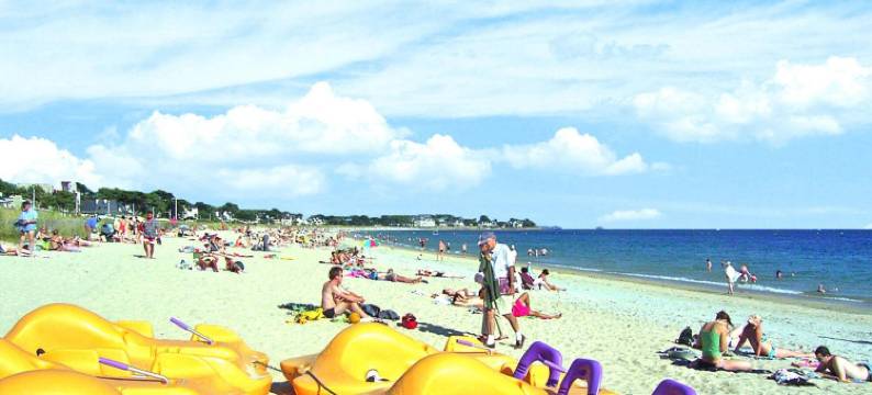 Holiday home with garden, Auray图片