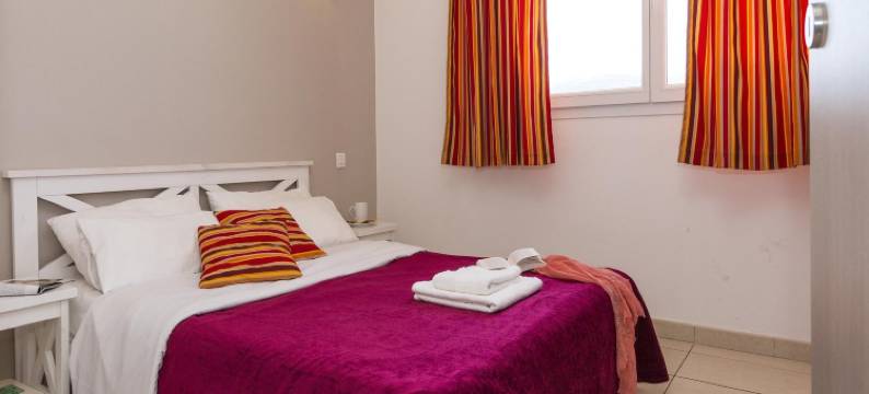 Holiday Park in Corsica with Terrace Homes图片