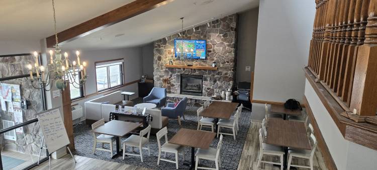 斯特金湾美吟温德姆酒店(AmericInn by Wyndham Sturgeon Bay)图片