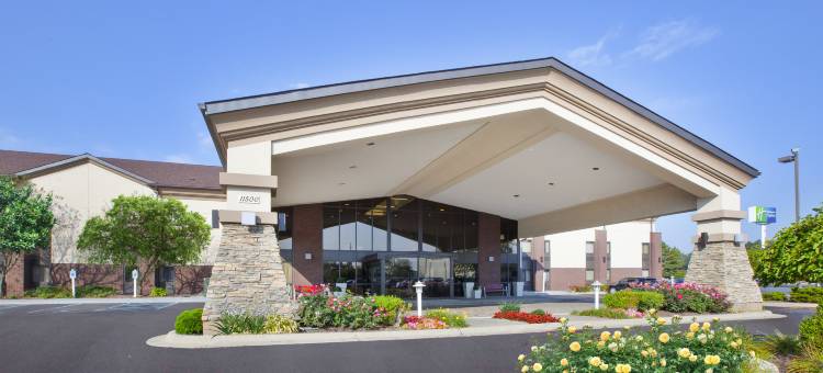 Holiday Inn Express 底特律的沃伦(通用科技点击率)(Holiday Inn Express Detroit-Warren (GM Tech Ctr))图片