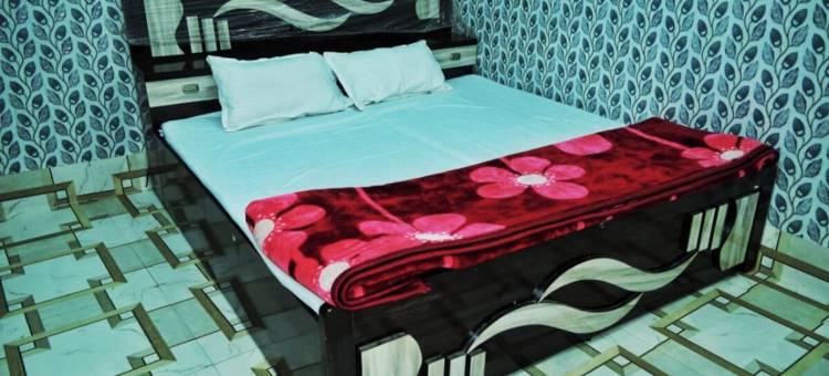 尼尔玛拉萨丹民宿 阿约提亚(Nirmala Sadan Homestay Ayodhya)图片