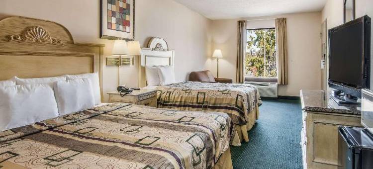 罗德威套房旅馆(Rodeway Inn & Suites)图片