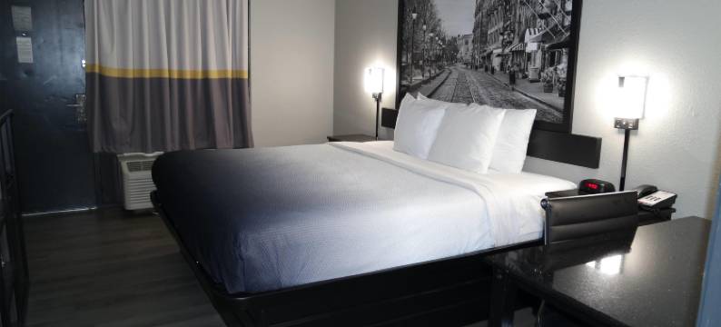 温德姆萨凡纳速8酒店(Super 8 by Wyndham Savannah)图片