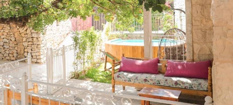 Arnaoon村(Arnaoon Village)图片